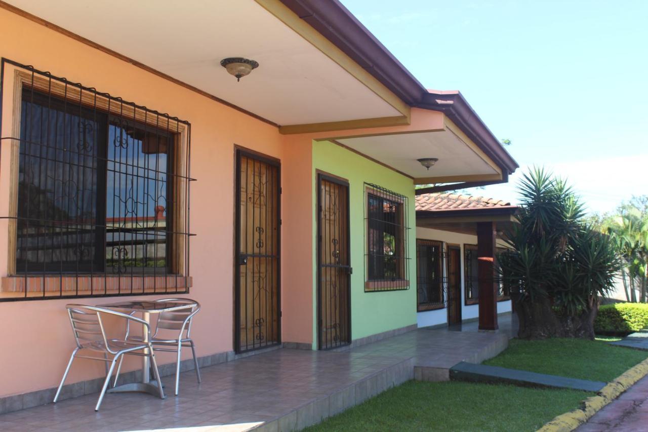 Hotel Bristol Aeropuerto Animas  Exterior photo